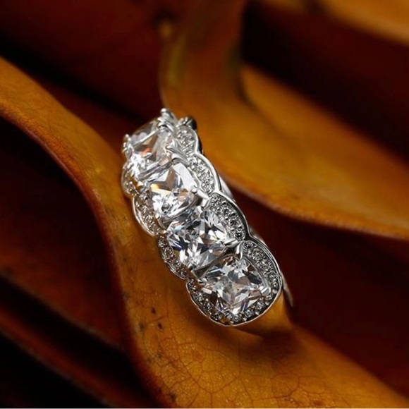 Italo Halo Emerald Created White Sapphire Wedding Band 925 Sterling Silver - Picture 6 of 7